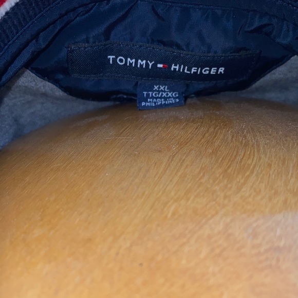 Tommy causal shirt 👕 - Picture 7 of 7